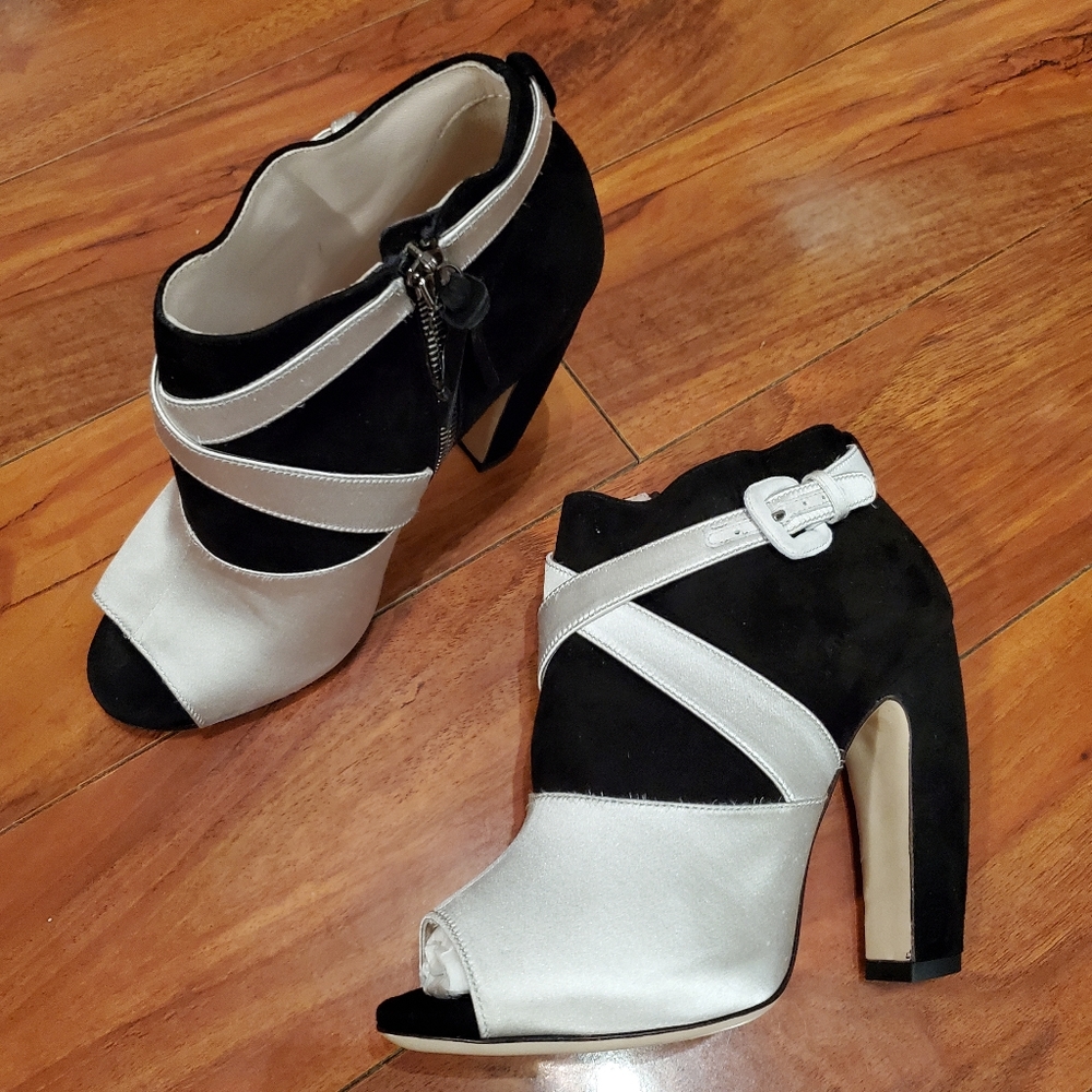 Miu Miu Velvet and Satin Peep Toe Booties - Picture 7 of 8